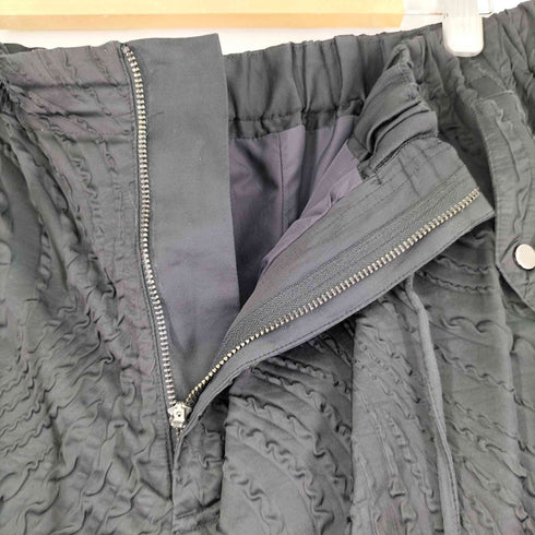 ターク TAAKK シュリンクキルティングパラシュートパンツ メンズ